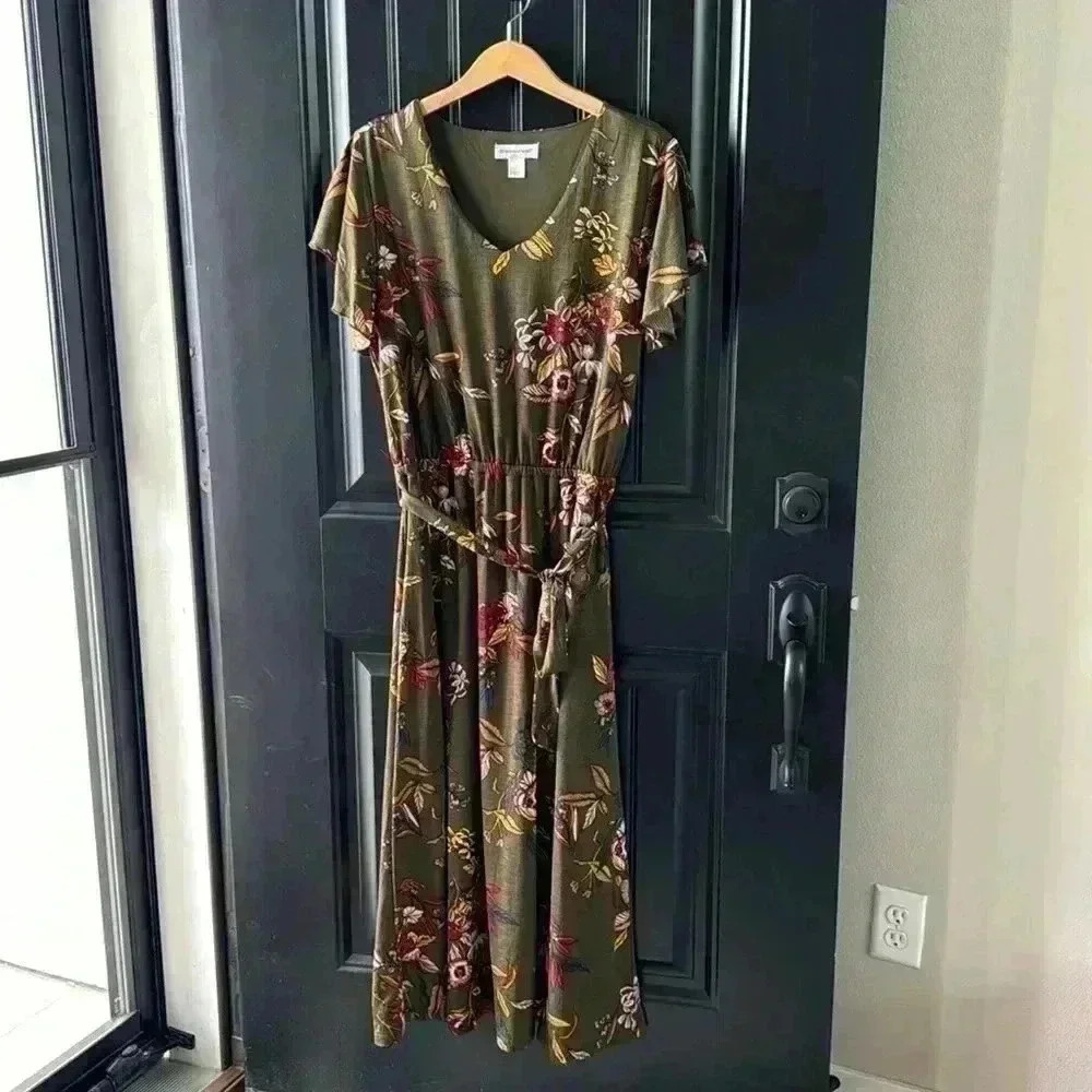 Christopher & Banks Olive Green Floral Dress Women’s size Large
